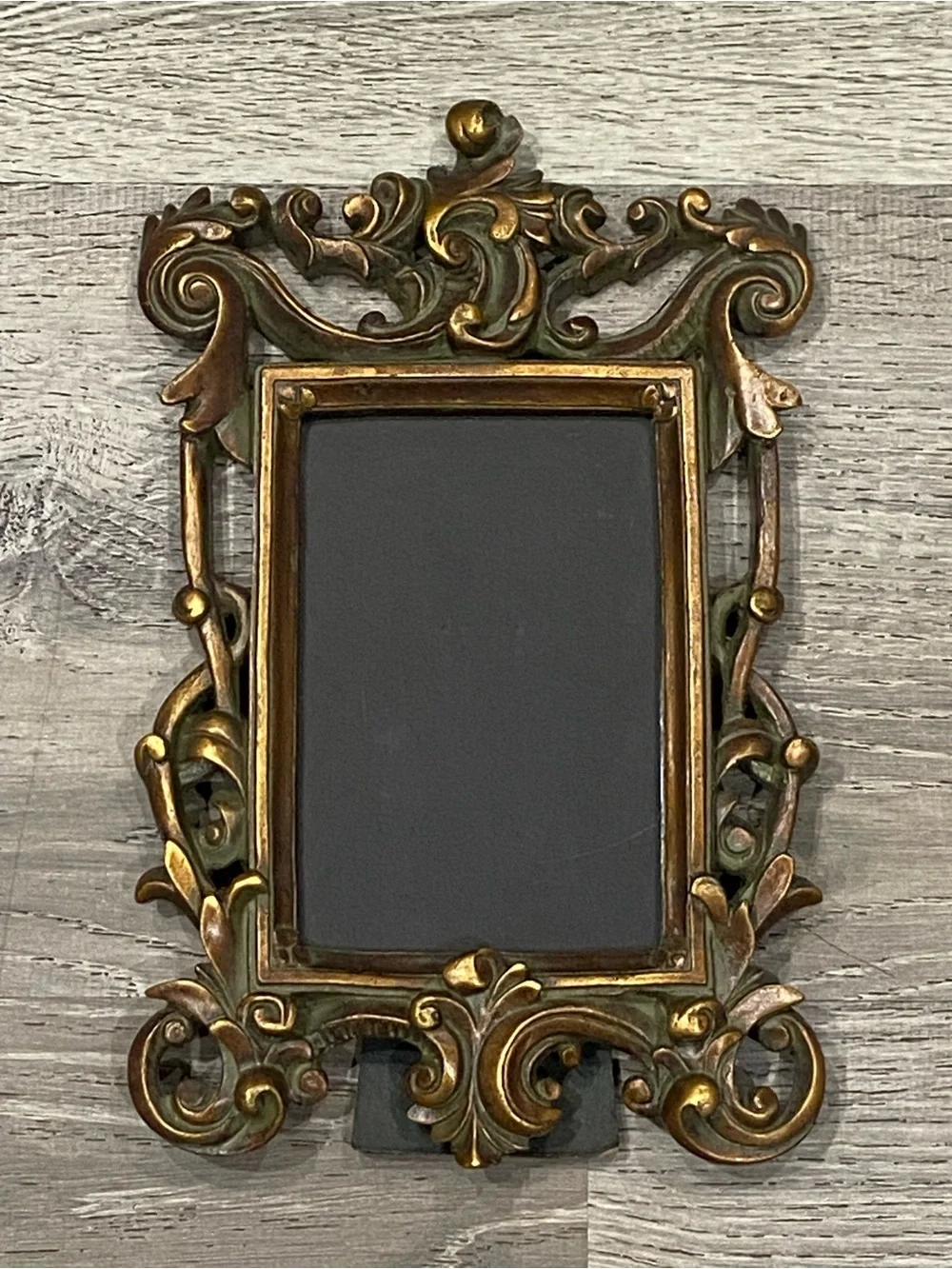Vintage Gold Ornate Victorian Tabletop Picture Frame Rococo